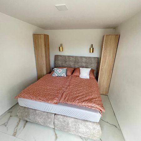 Luxury Apartments In Balatonalmadi, Almadi Lux Apartman III - Pure Gold מראה חיצוני תמונה