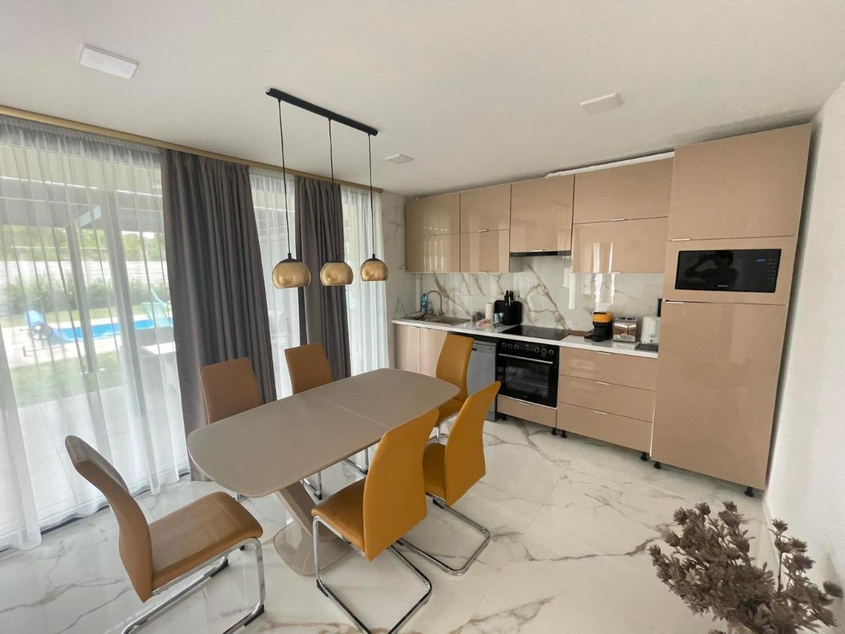 Luxury Apartments In Balatonalmadi, Almadi Lux Apartman III - Pure Gold מראה חיצוני תמונה